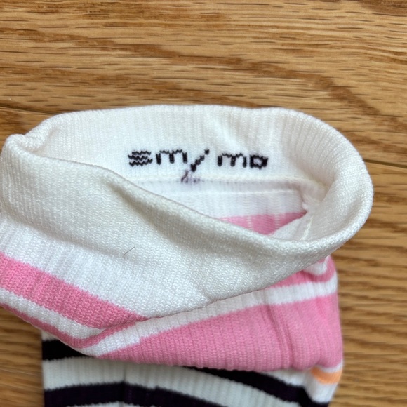 Pro Compression Socks - Picture 2 of 2